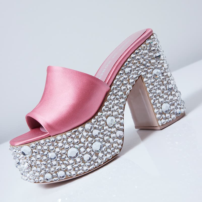 Close-up of Croco Crystal mule in satin pink