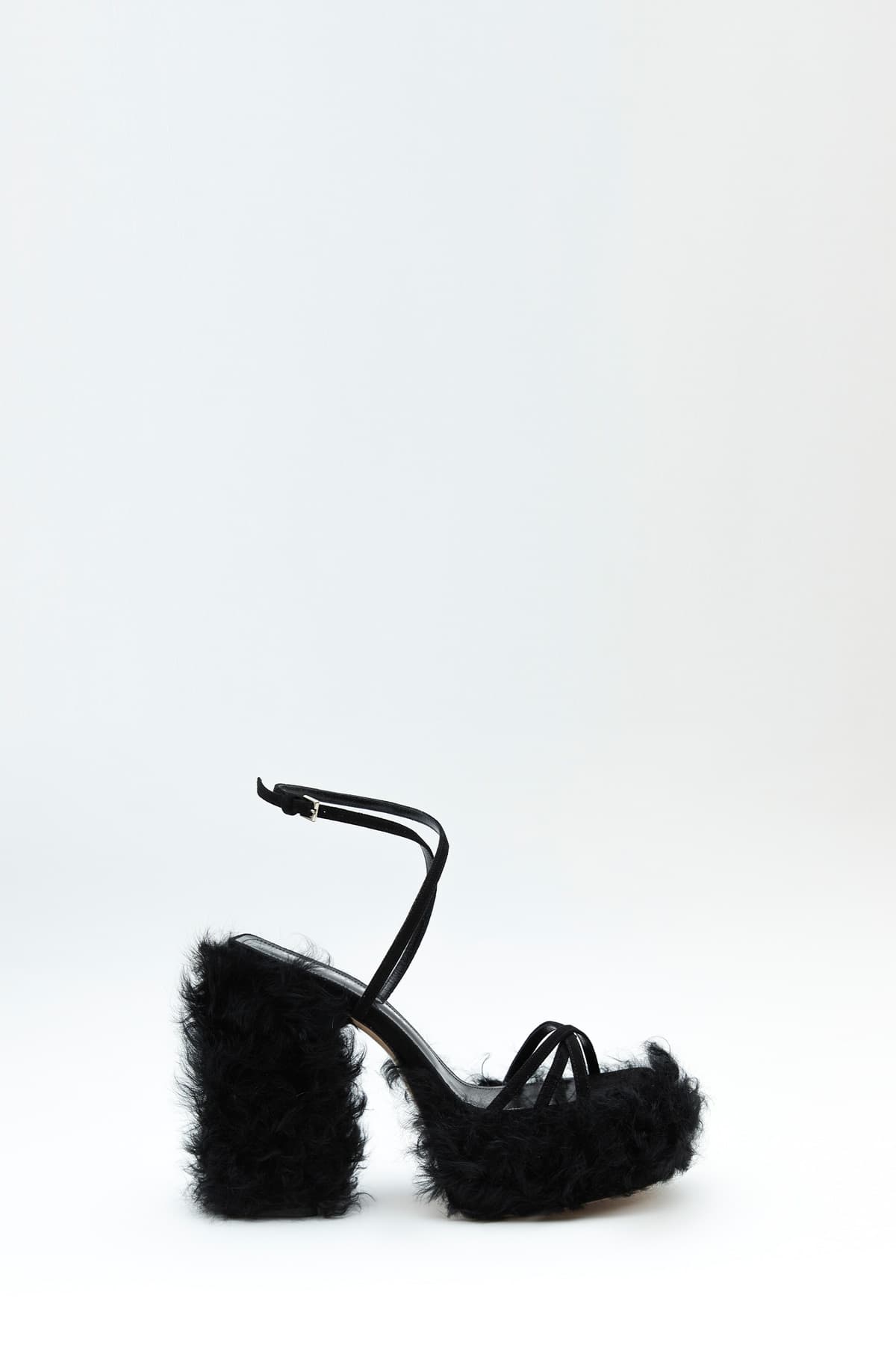 Sideview of The Wannabe sandal in black from the Haus of Honey fall-winter 2023-24